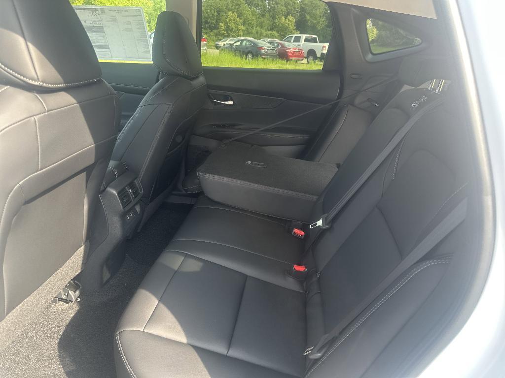 new 2025 Nissan Murano car, priced at $41,925