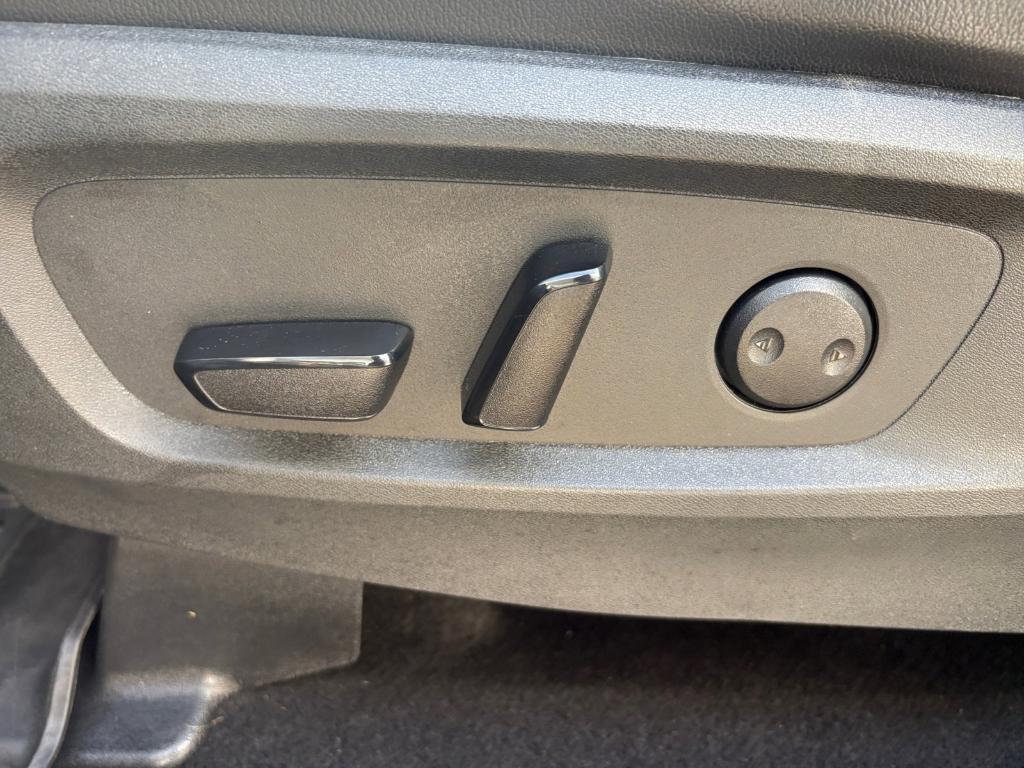 used 2023 Nissan Pathfinder car, priced at $32,777