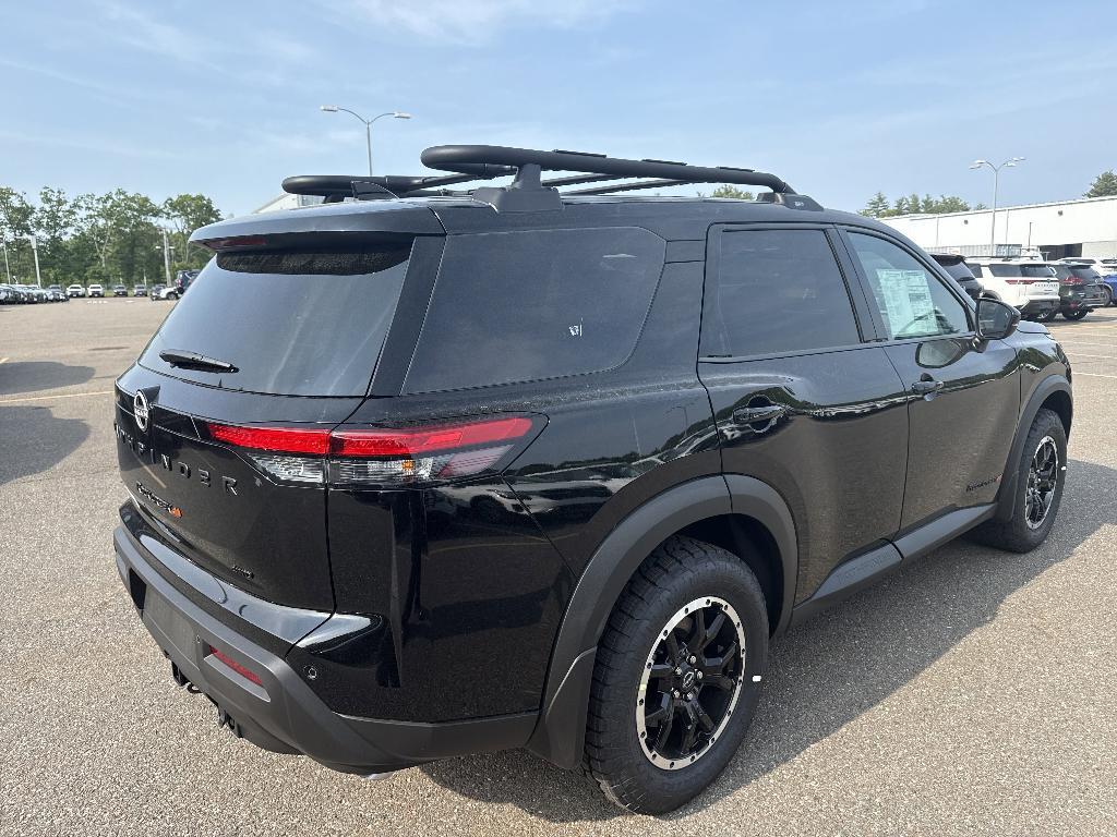 new 2025 Nissan Pathfinder car, priced at $43,575