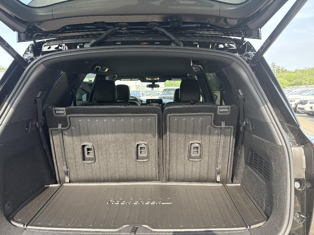 new 2025 Nissan Pathfinder car, priced at $43,575