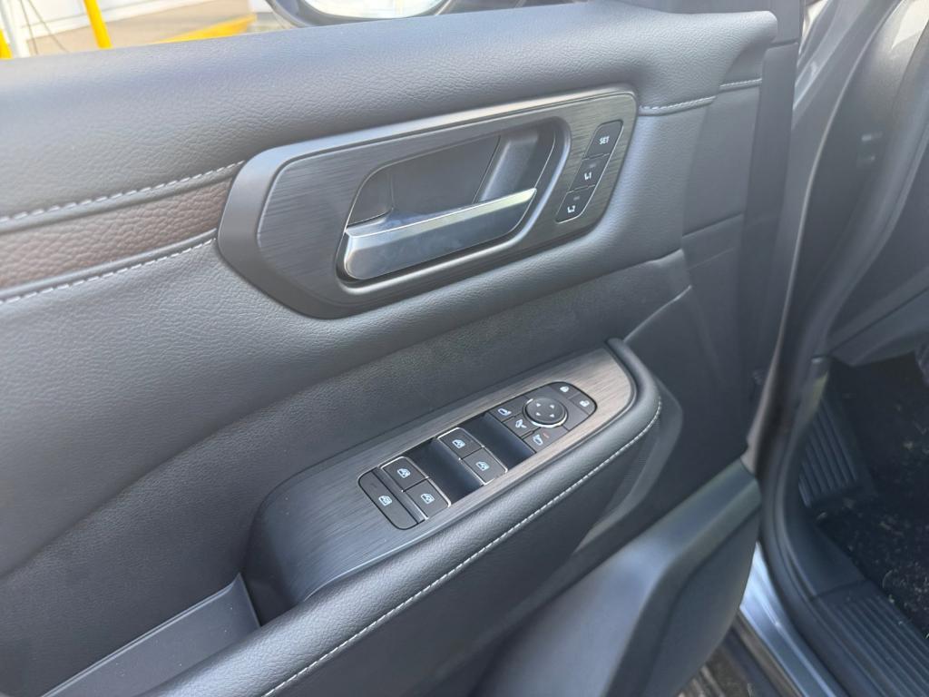 new 2025 Nissan Armada car, priced at $67,957