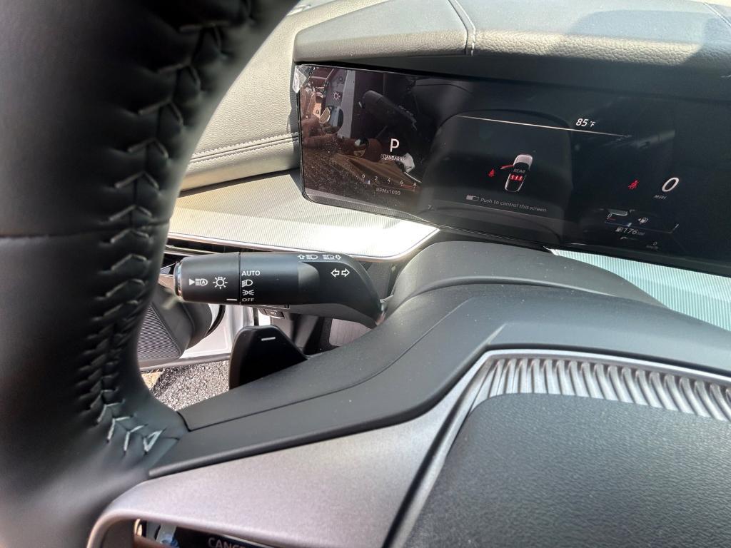 new 2025 Nissan Murano car, priced at $40,426