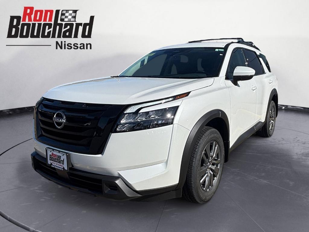 new 2025 Nissan Pathfinder car, priced at $36,122