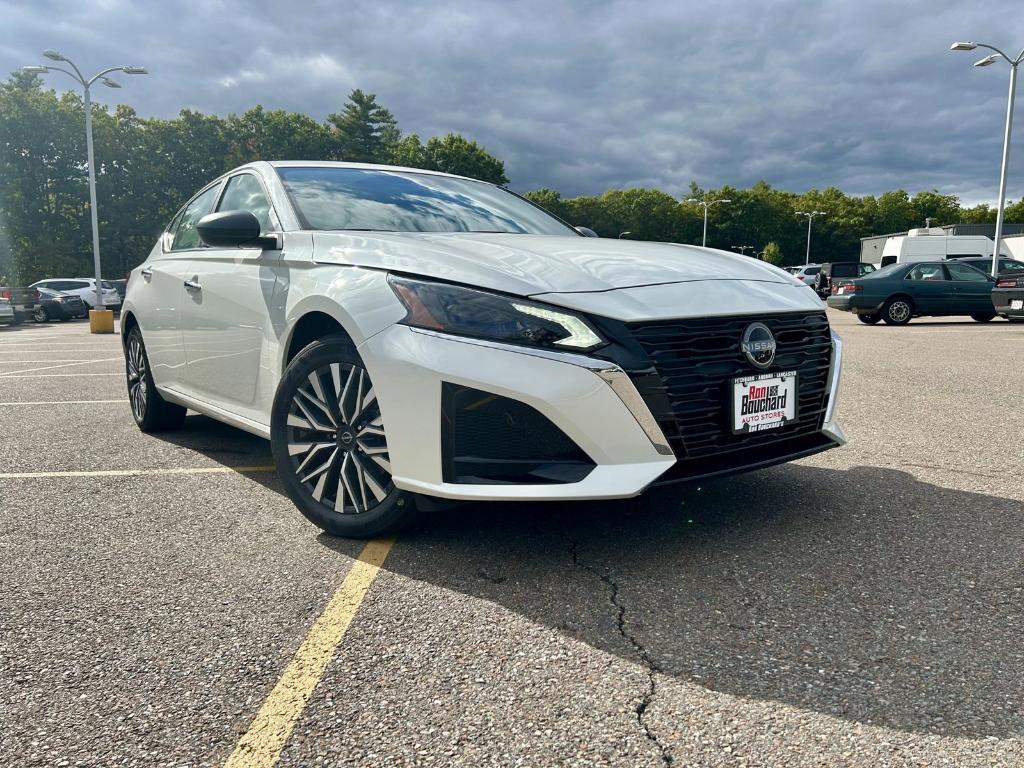 new 2025 Nissan Altima car, priced at $29,098