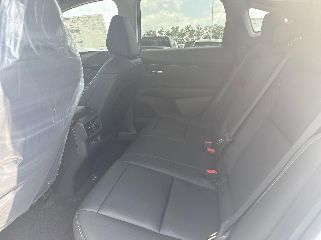 new 2025 Nissan Murano car, priced at $36,266