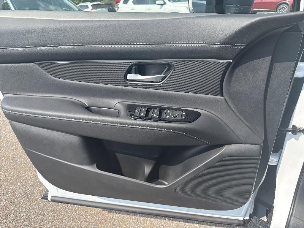 new 2025 Nissan Murano car, priced at $36,266