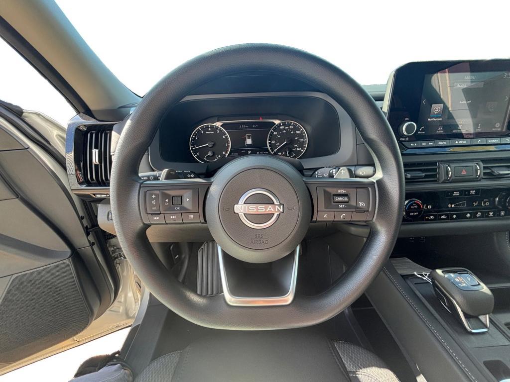 new 2025 Nissan Pathfinder car, priced at $32,133