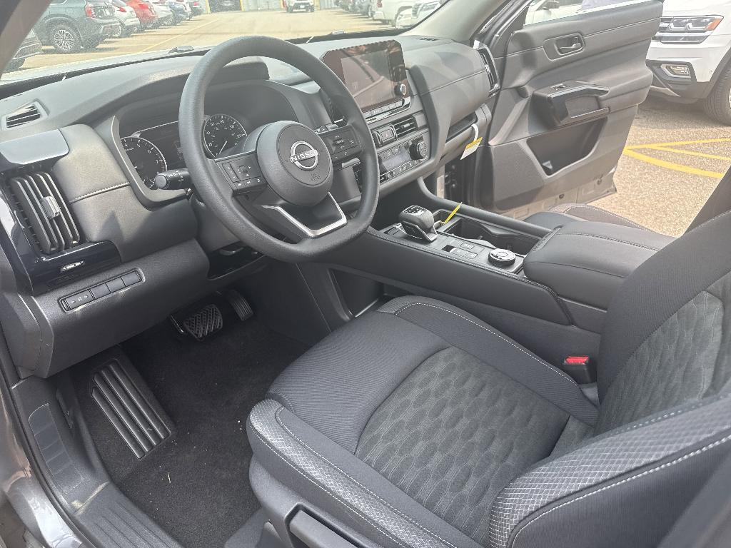 new 2025 Nissan Pathfinder car, priced at $37,877