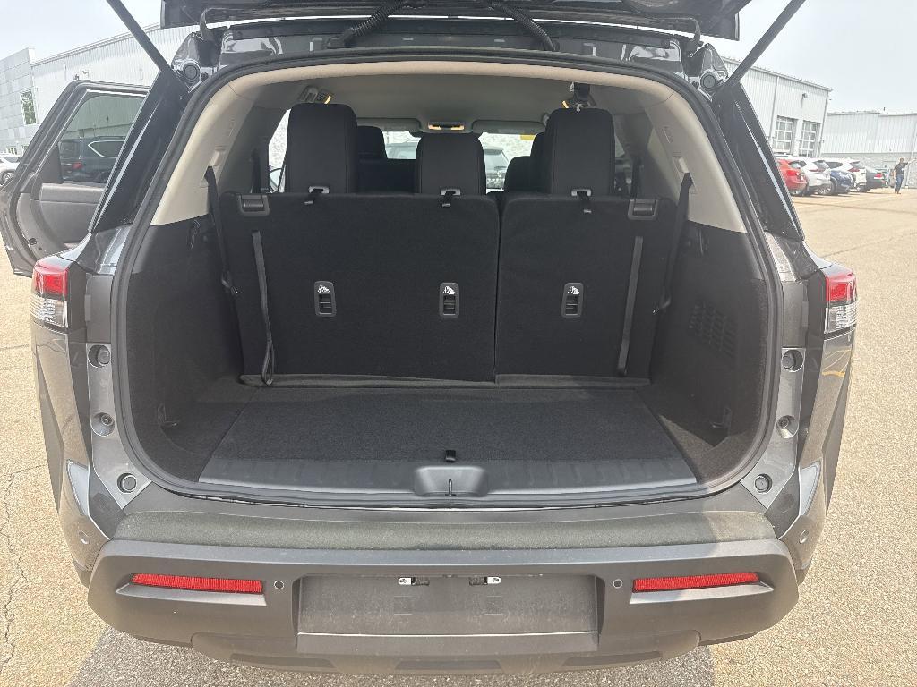 new 2025 Nissan Pathfinder car, priced at $37,877