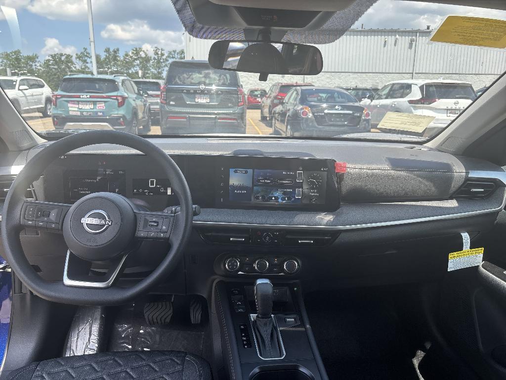 new 2025 Nissan Kicks car