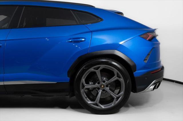 used 2021 Lamborghini Urus car, priced at $189,000