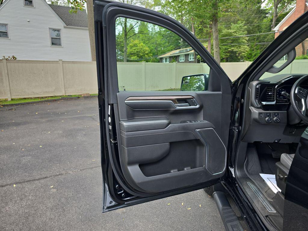 used 2022 Chevrolet Silverado 1500 car, priced at $28,353