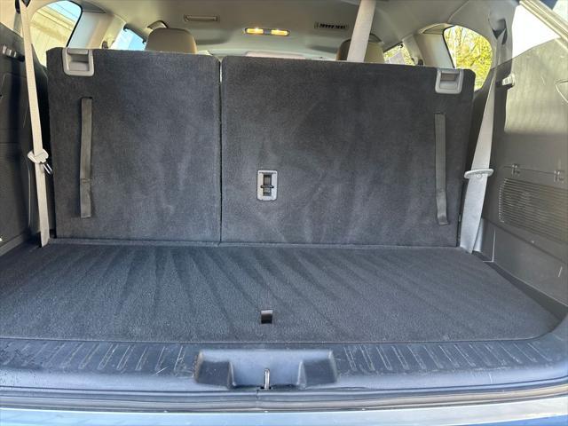 used 2022 Toyota Highlander car, priced at $35,993