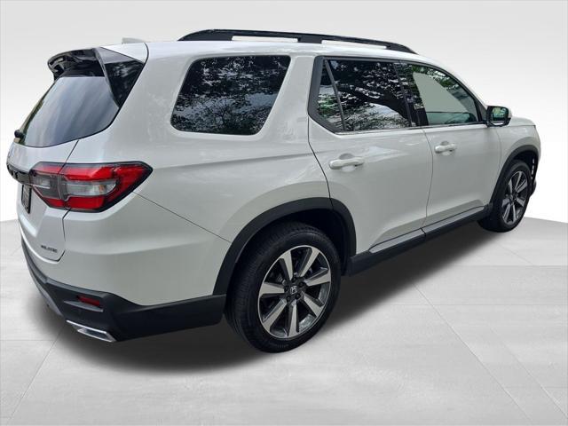 used 2024 Honda Pilot car, priced at $46,165