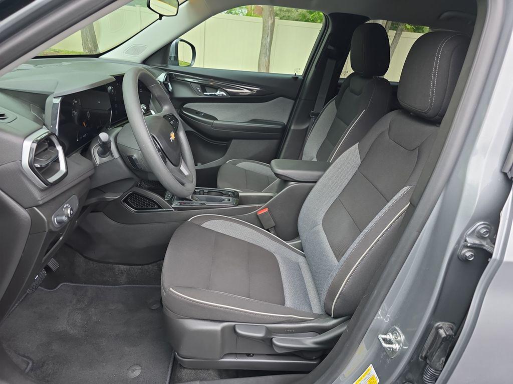 used 2025 Chevrolet TrailBlazer car, priced at $24,834