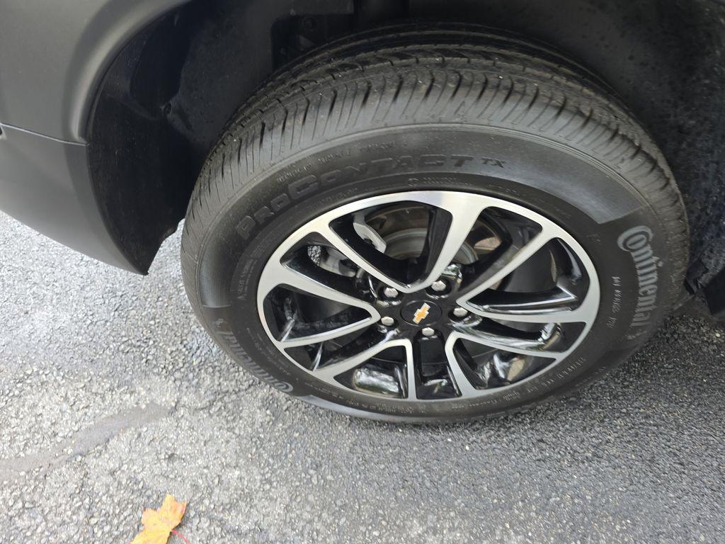 used 2025 Chevrolet TrailBlazer car, priced at $24,834