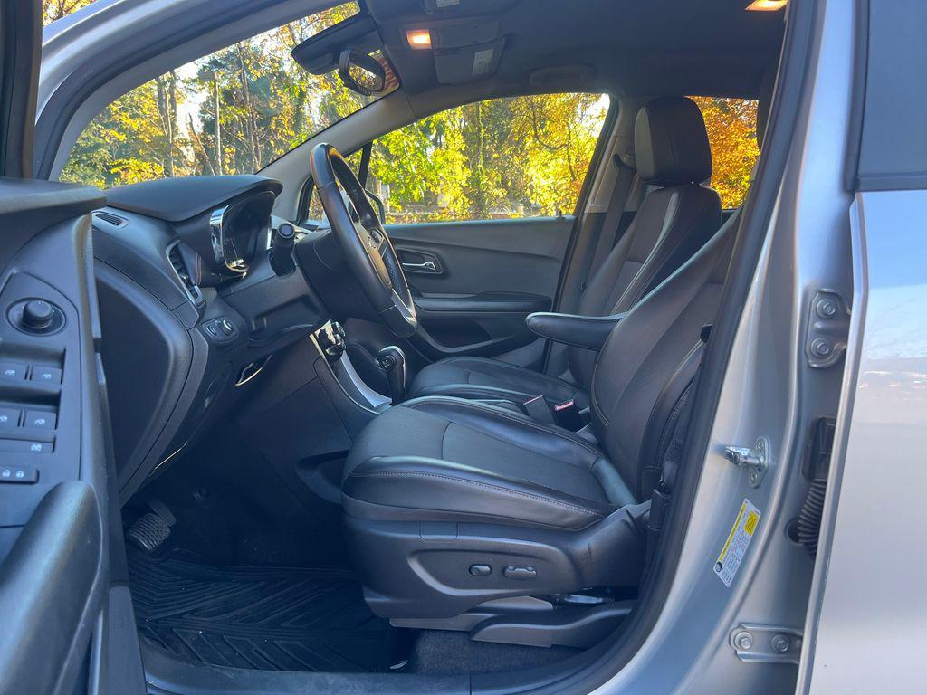 used 2021 Chevrolet Trax car, priced at $16,947