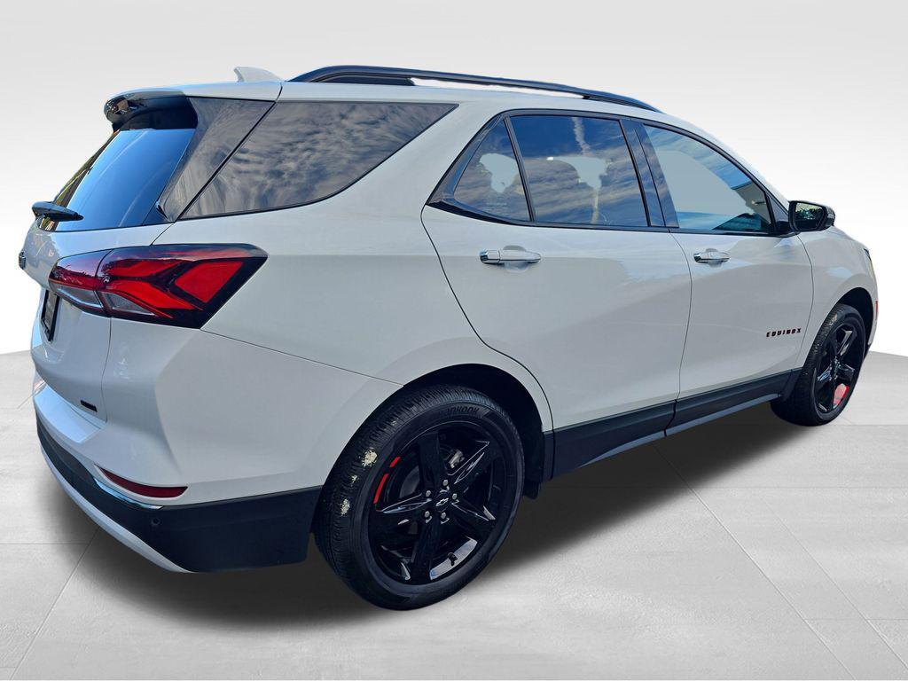 used 2022 Chevrolet Equinox car, priced at $25,682