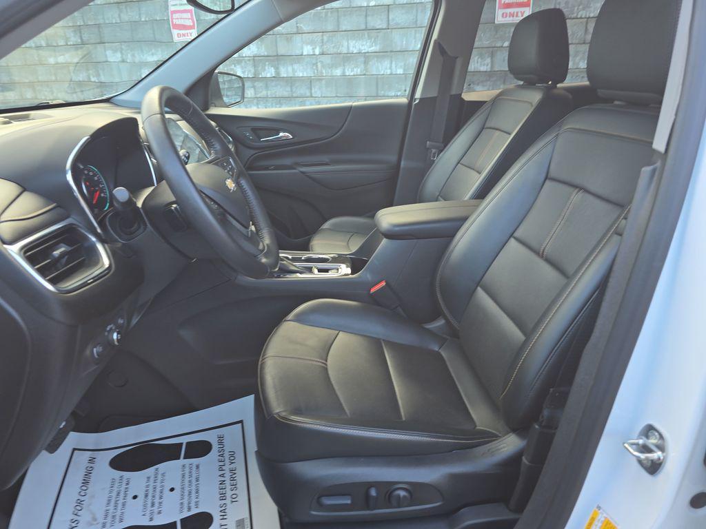 used 2022 Chevrolet Equinox car, priced at $25,682