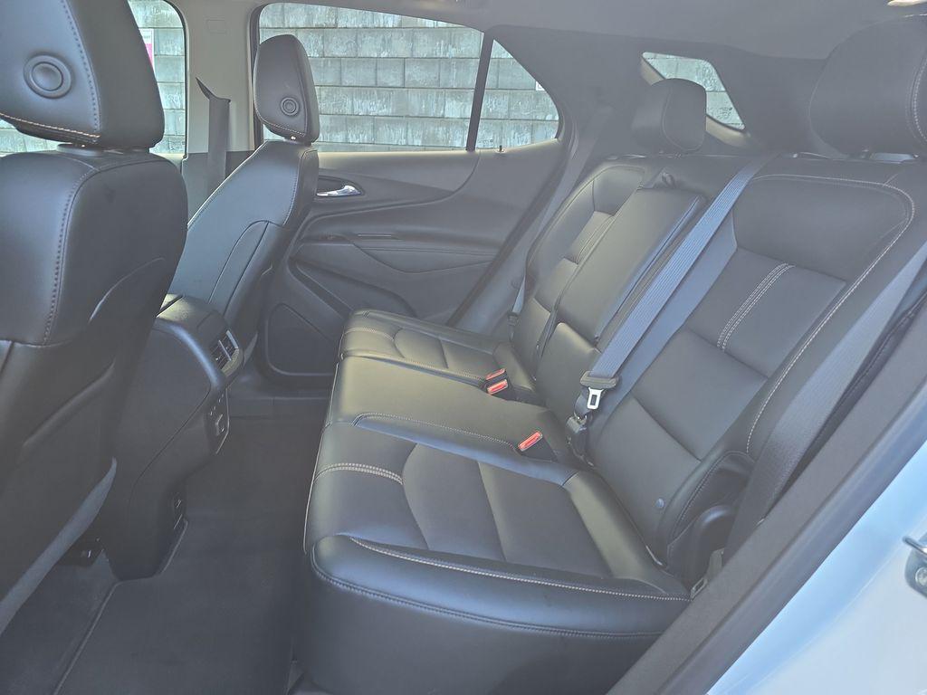 used 2022 Chevrolet Equinox car, priced at $25,682