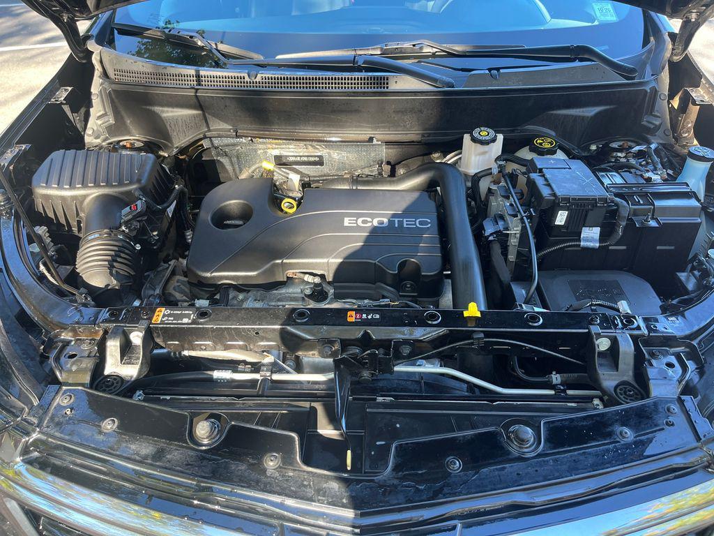 used 2022 Chevrolet Equinox car, priced at $19,426