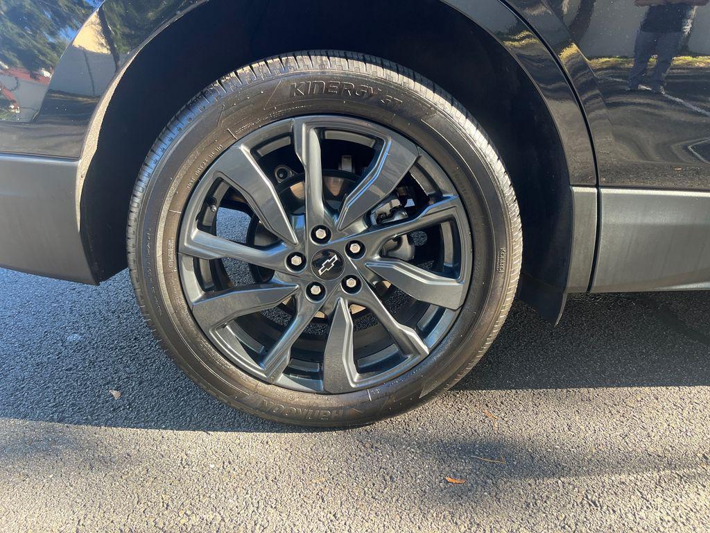 used 2022 Chevrolet Equinox car, priced at $19,426