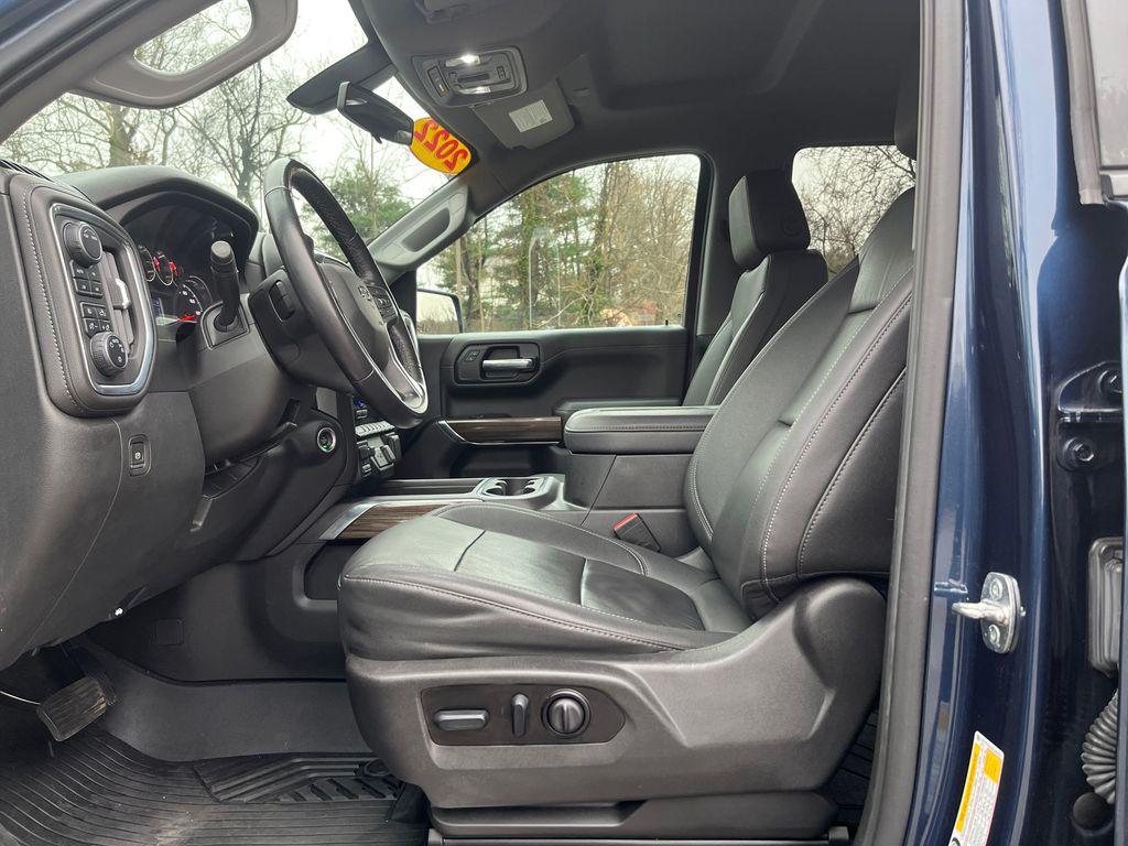 used 2022 Chevrolet Silverado 1500 car, priced at $41,064