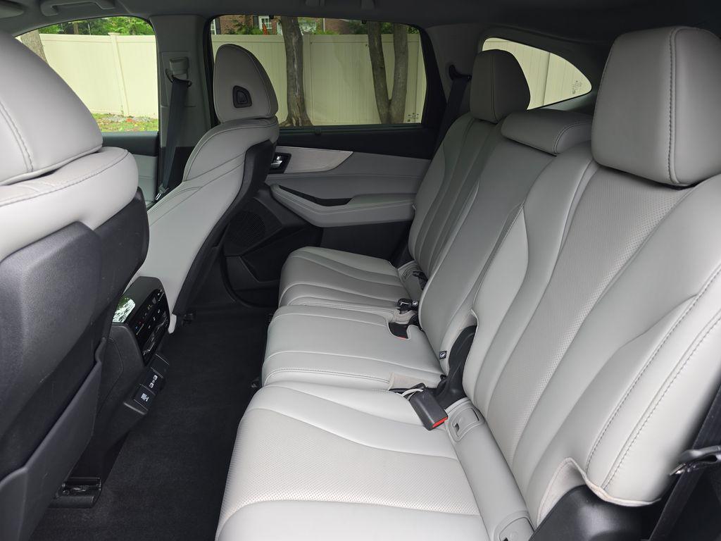 used 2022 Acura MDX car, priced at $37,060