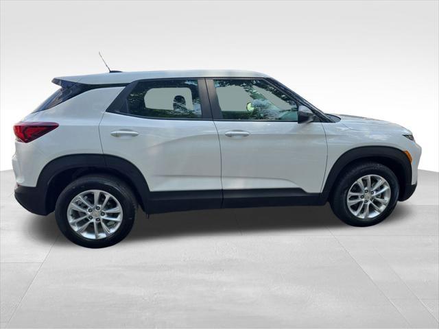 used 2024 Chevrolet TrailBlazer car, priced at $21,568
