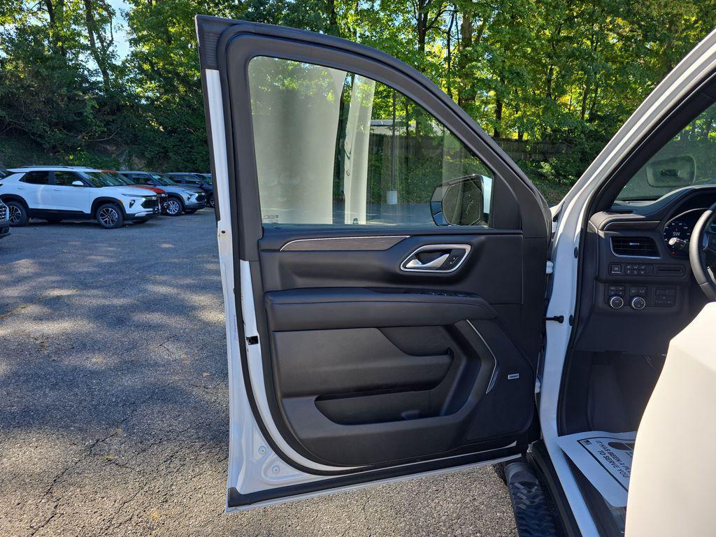 used 2024 Chevrolet Tahoe car, priced at $59,625
