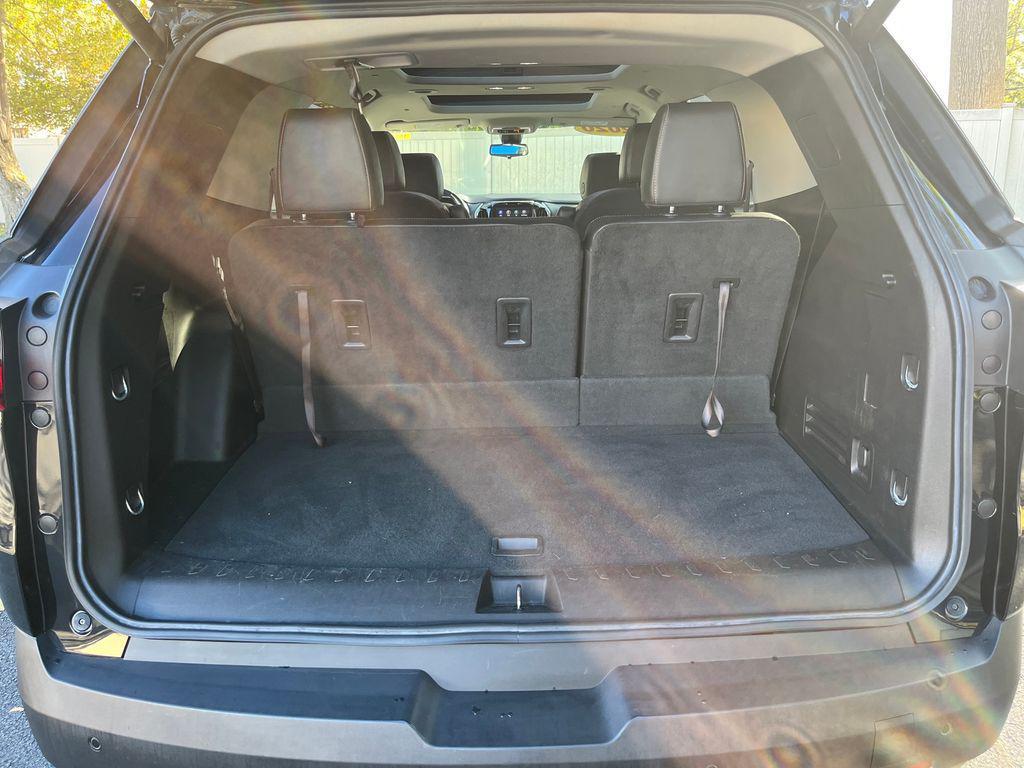 used 2020 Chevrolet Traverse car, priced at $23,786