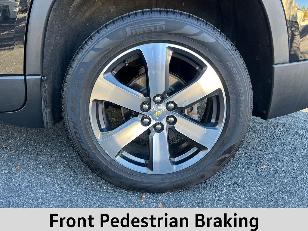 used 2020 Chevrolet Traverse car, priced at $23,786