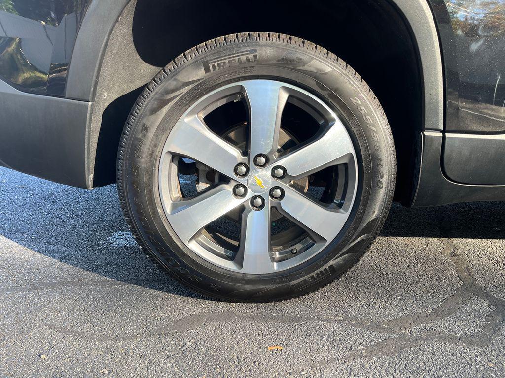 used 2020 Chevrolet Traverse car, priced at $23,786