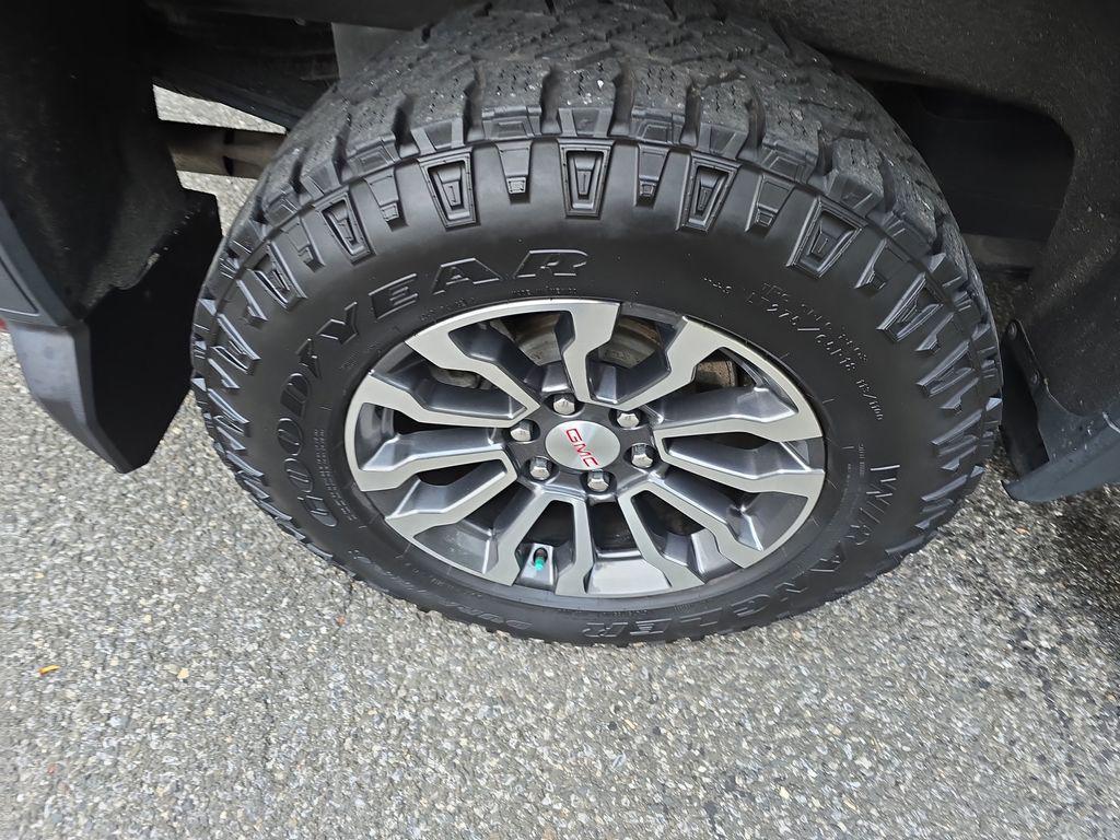 used 2022 GMC Sierra 1500 car, priced at $42,995
