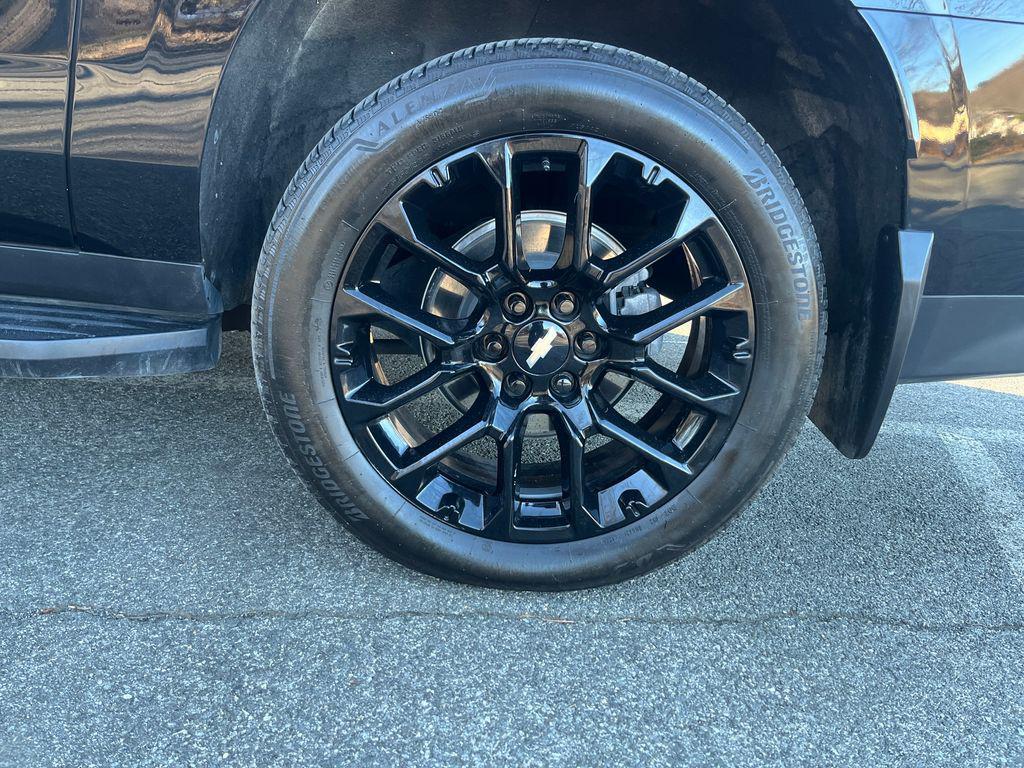 used 2024 Chevrolet Suburban car, priced at $51,697