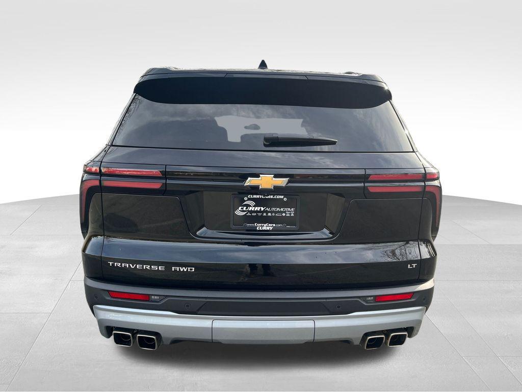 used 2024 Chevrolet Traverse car, priced at $36,924