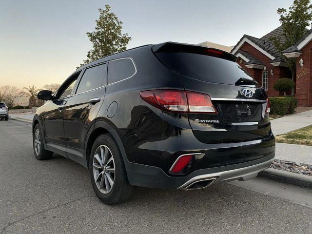 used 2018 Hyundai Santa Fe car, priced at $15,495