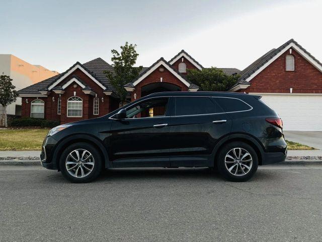 used 2018 Hyundai Santa Fe car, priced at $15,495