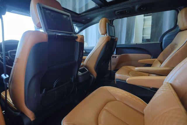used 2021 Chrysler Pacifica Hybrid car, priced at $27,995