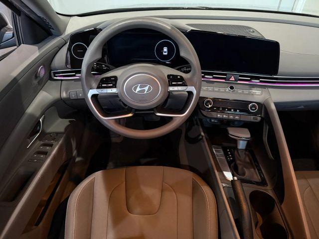 used 2024 Hyundai Elantra car