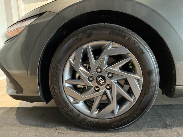 used 2024 Hyundai Elantra car