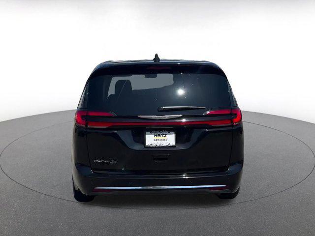 used 2024 Chrysler Pacifica car, priced at $30,761