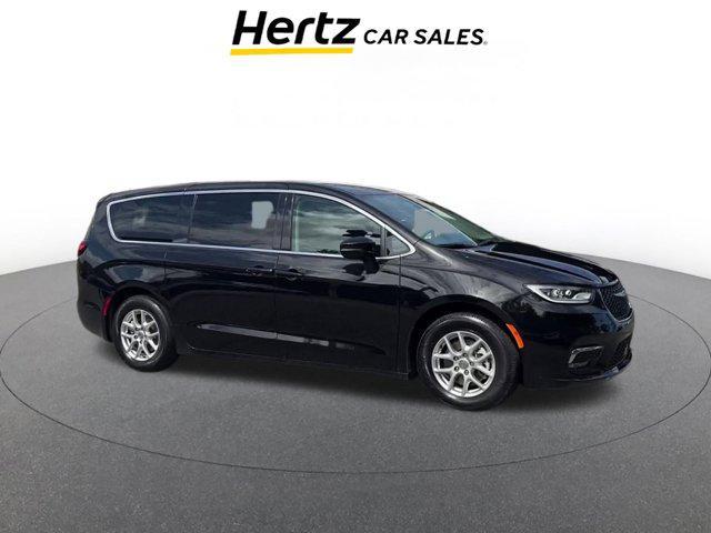 used 2024 Chrysler Pacifica car, priced at $31,966