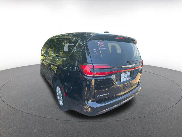 used 2024 Chrysler Pacifica car, priced at $32,761