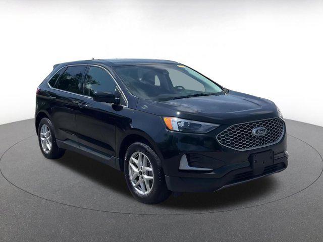 used 2024 Ford Edge car, priced at $25,115