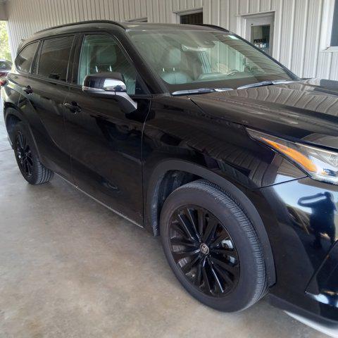 used 2024 Toyota Highlander car, priced at $44,923