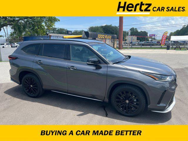 used 2024 Toyota Highlander car, priced at $44,490