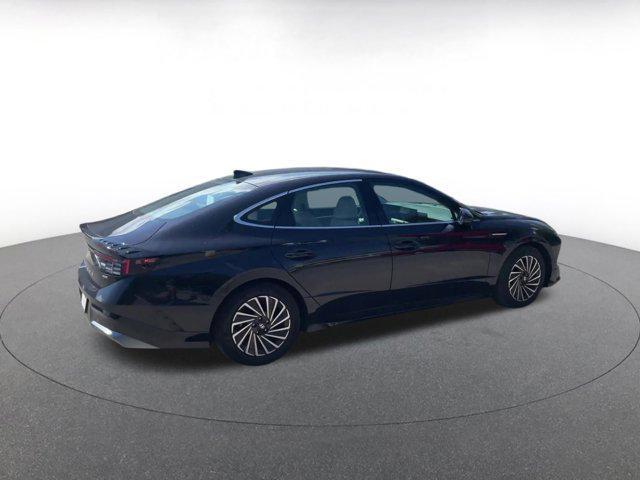 used 2024 Hyundai Sonata Hybrid car, priced at $23,228