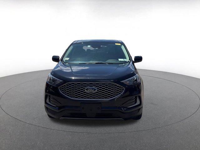 used 2024 Ford Edge car, priced at $24,203