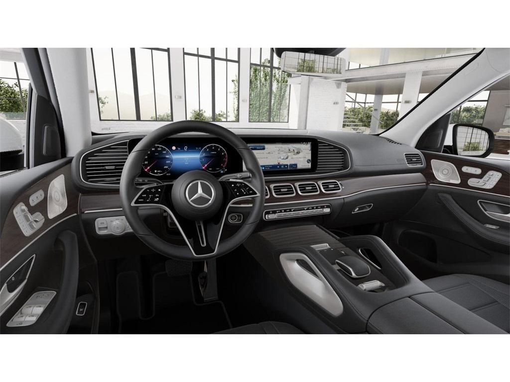 new 2025 Mercedes-Benz GLS 450 car, priced at $96,145
